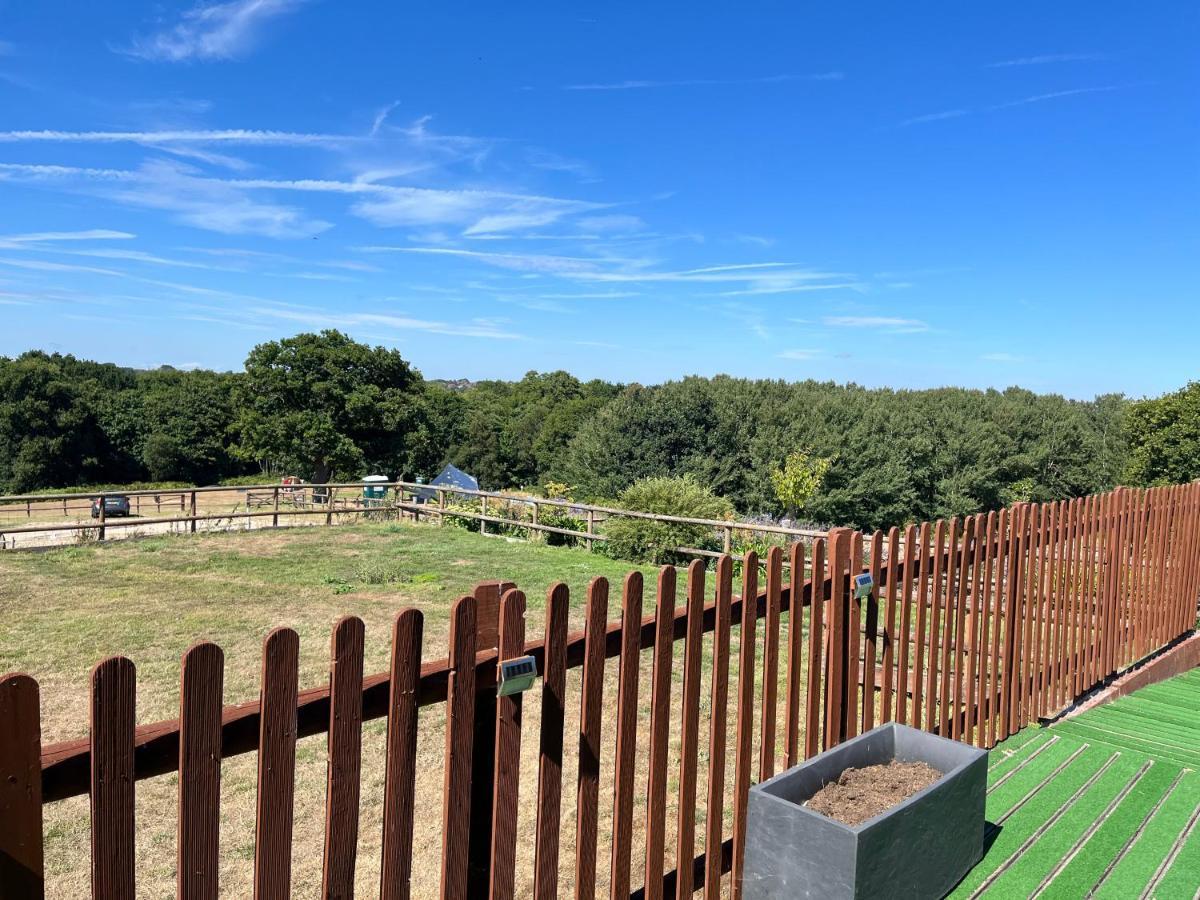 Oak Valley Lodges & Camping Pett Exterior photo
